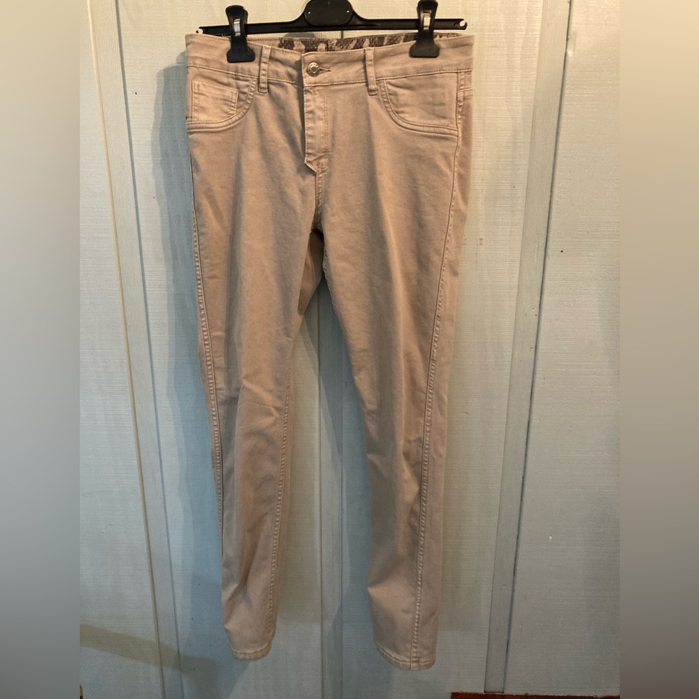 Women's Reversible Snakeskin and Tan Ankle & Cropped Jeans